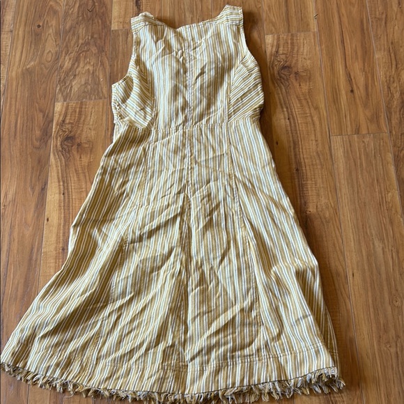 Cream Ruffled Knee-Length Sundress - Picture 3 of 6